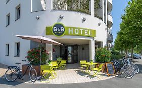 B&B Hotel La Rochelle Centre 3 Etoiles